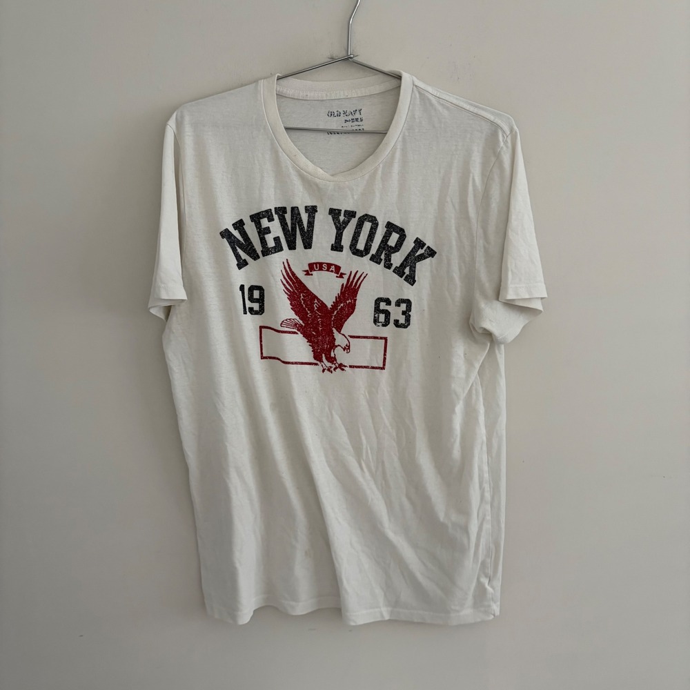 Old Navy Mens New York 1963 Eagle Graphic T-Shirt White Medium